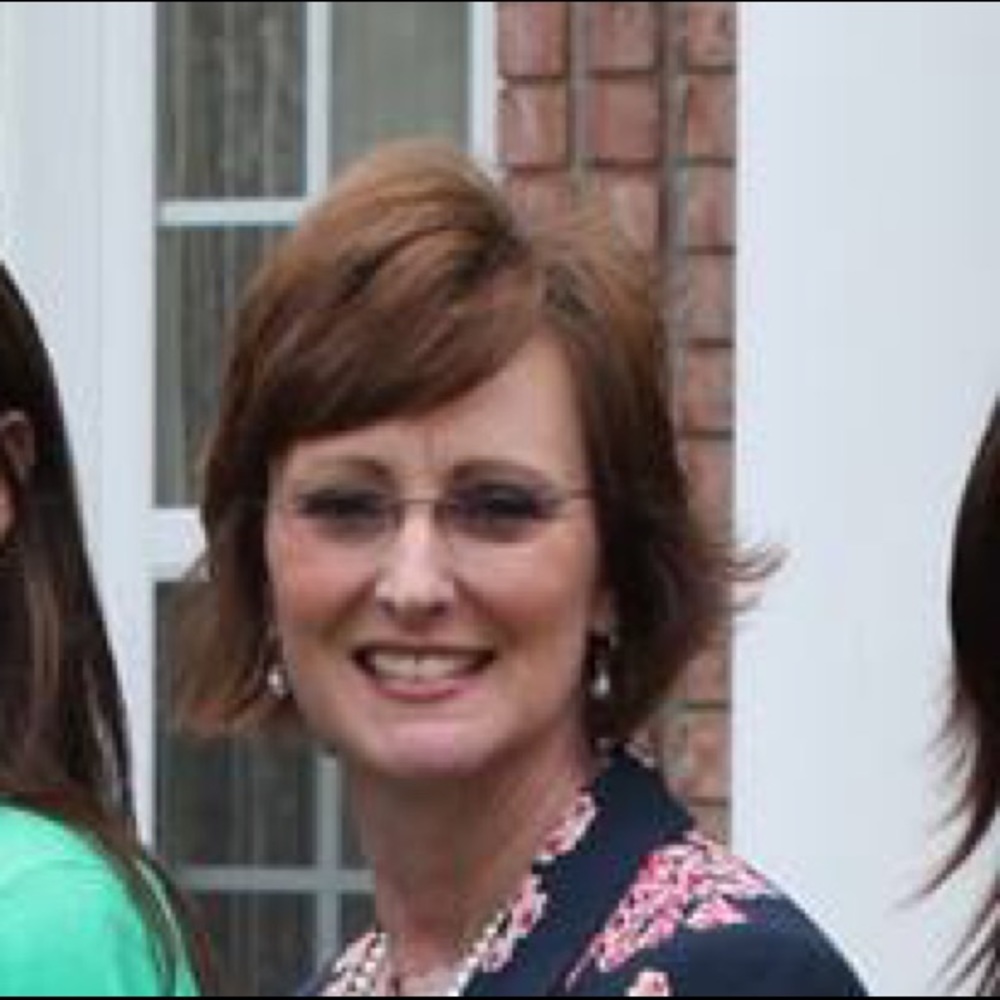 Meet your Posher, Angela